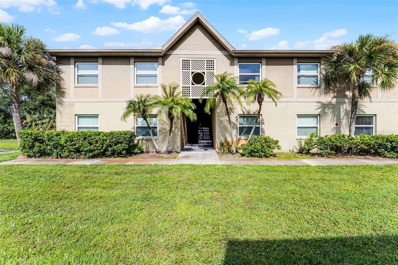Front Exterior - 2401 BARLEY CLUB CT #2, ORLANDO