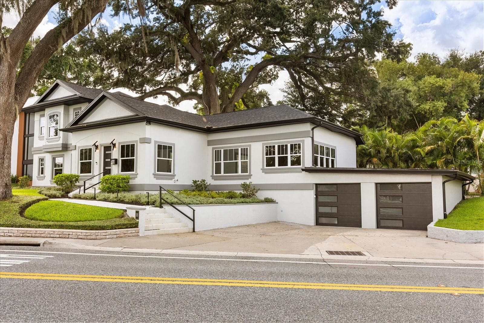 Single Family Residence at 808 EDGEWATER DR, ORLANDO, photo 5 of 47