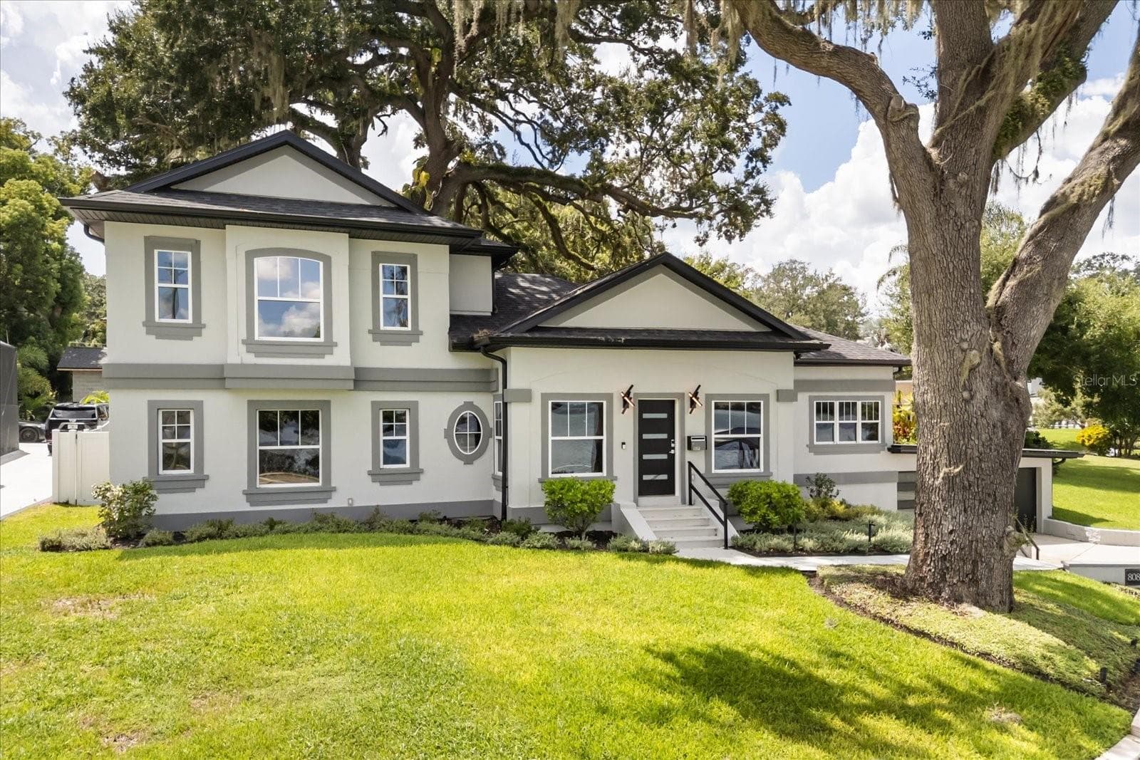 Single Family Residence at 808 EDGEWATER DR, ORLANDO, photo 7 of 47