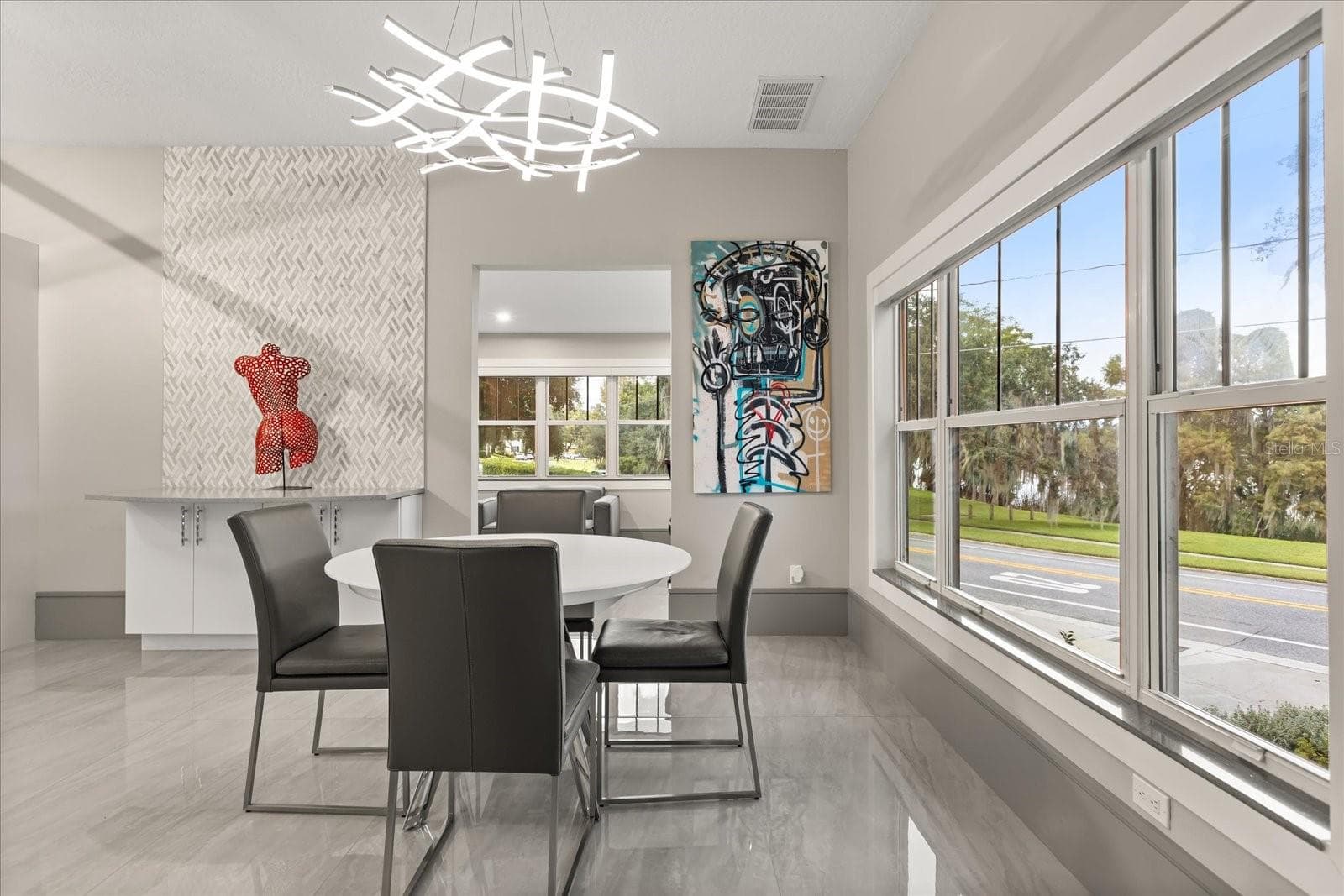 Single Family Residence at 808 EDGEWATER DR, ORLANDO, photo 14 of 47