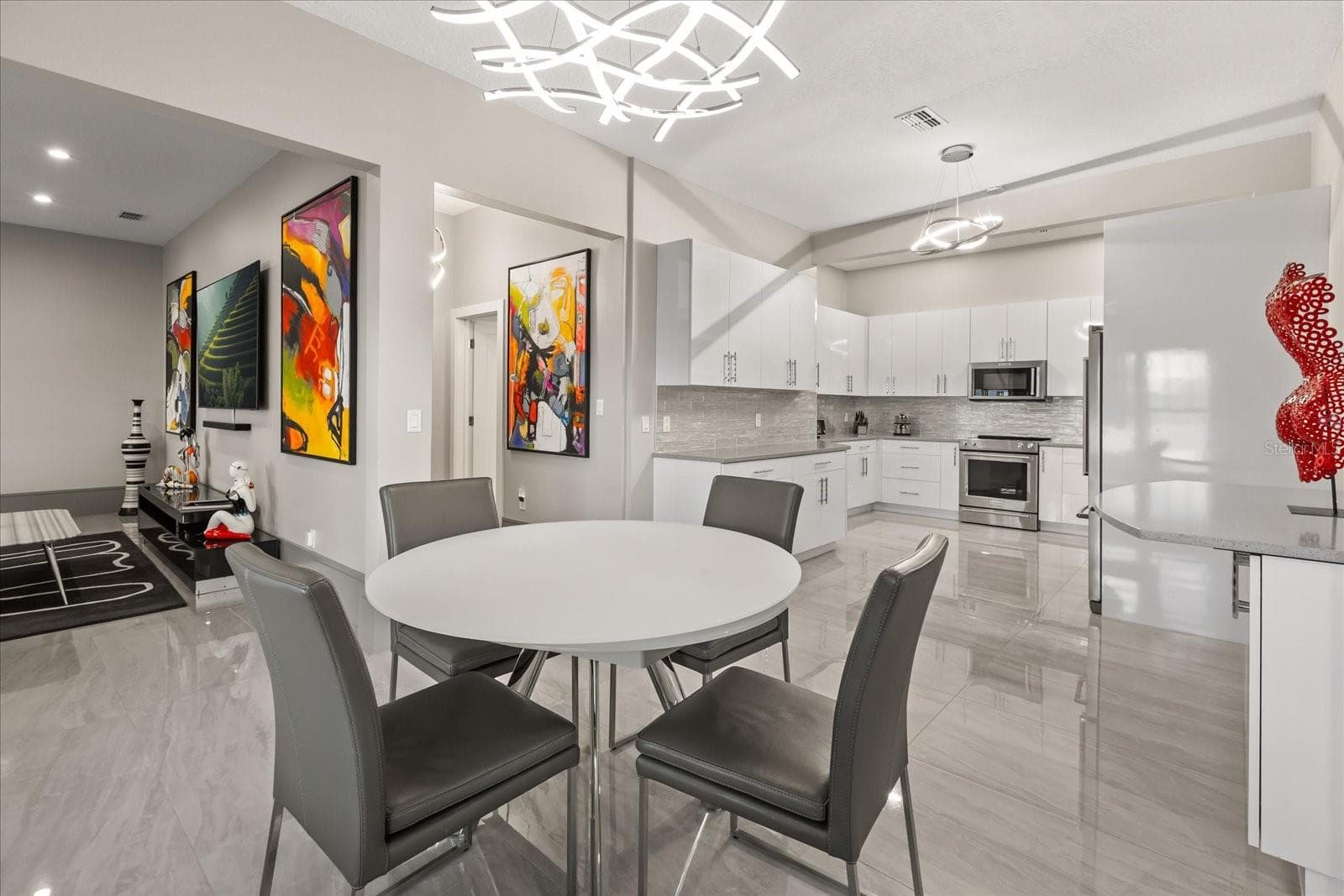 Single Family Residence at 808 EDGEWATER DR, ORLANDO, photo 15 of 47