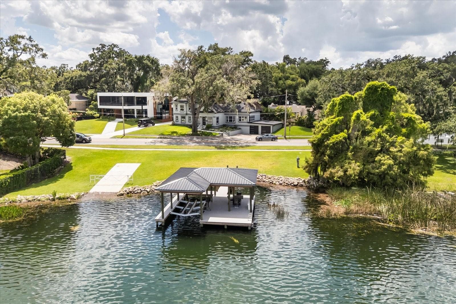 Single Family Residence at 808 EDGEWATER DR, ORLANDO, photo 42 of 47