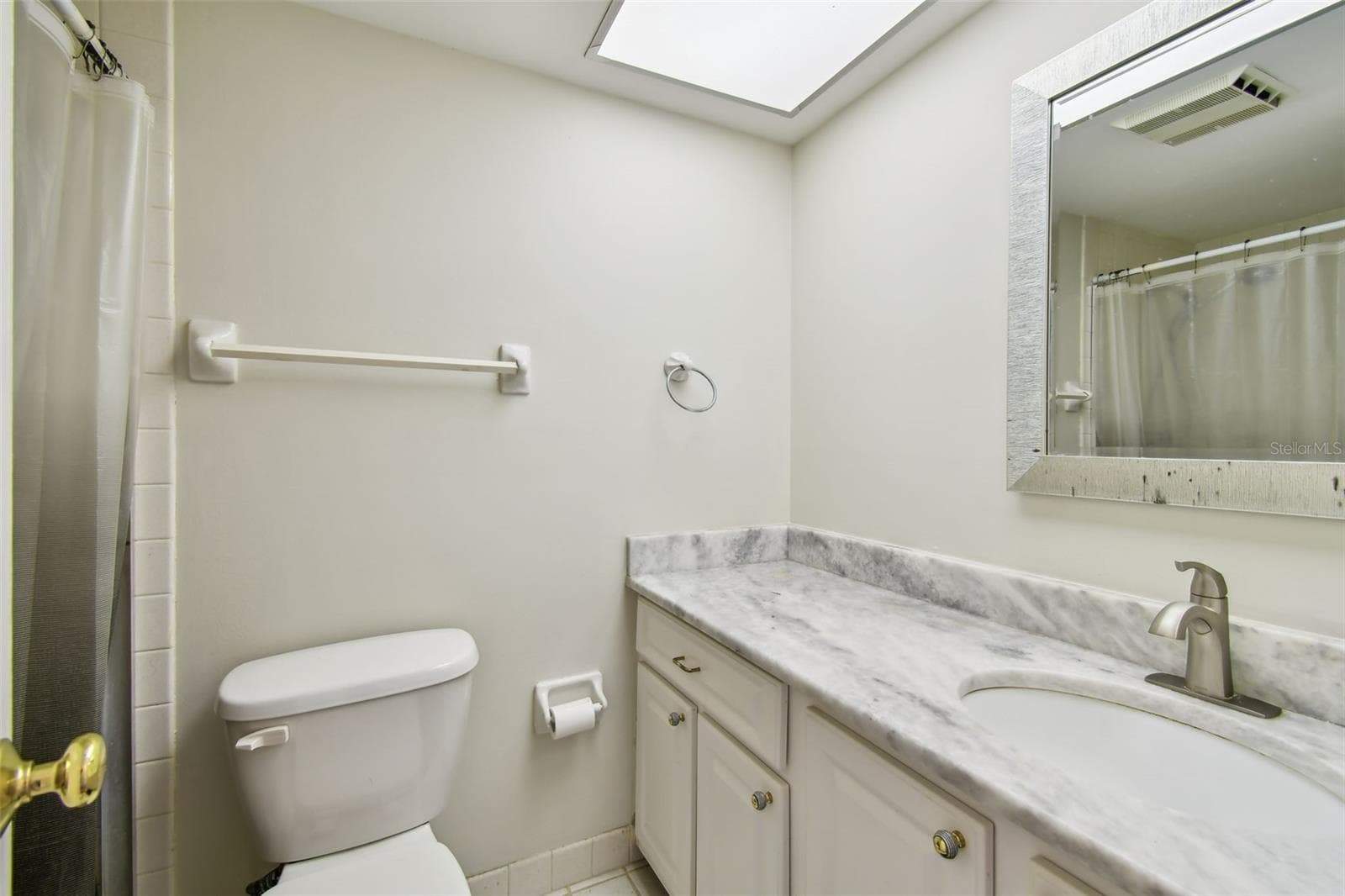 Condominium at 5095 BAY ST NE #103, ST PETERSBURG, photo 19 of 27