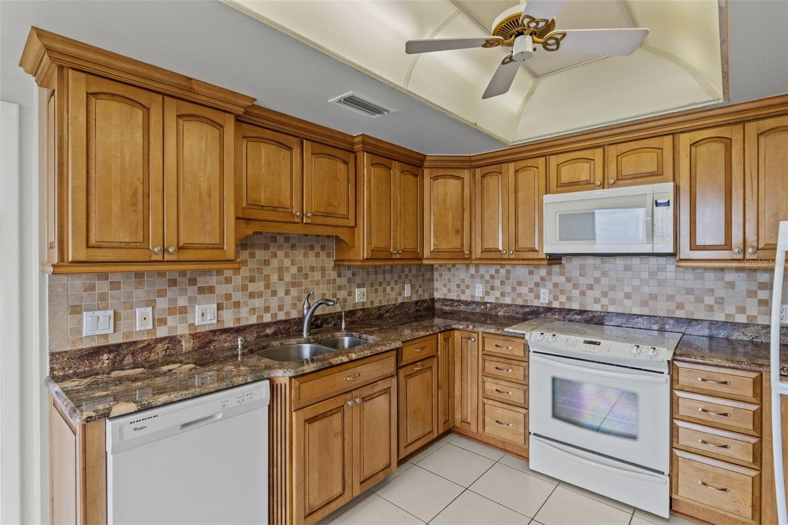 Condominium at 150 BELLEVIEW BLVD #507, BELLEAIR, photo 12 of 43