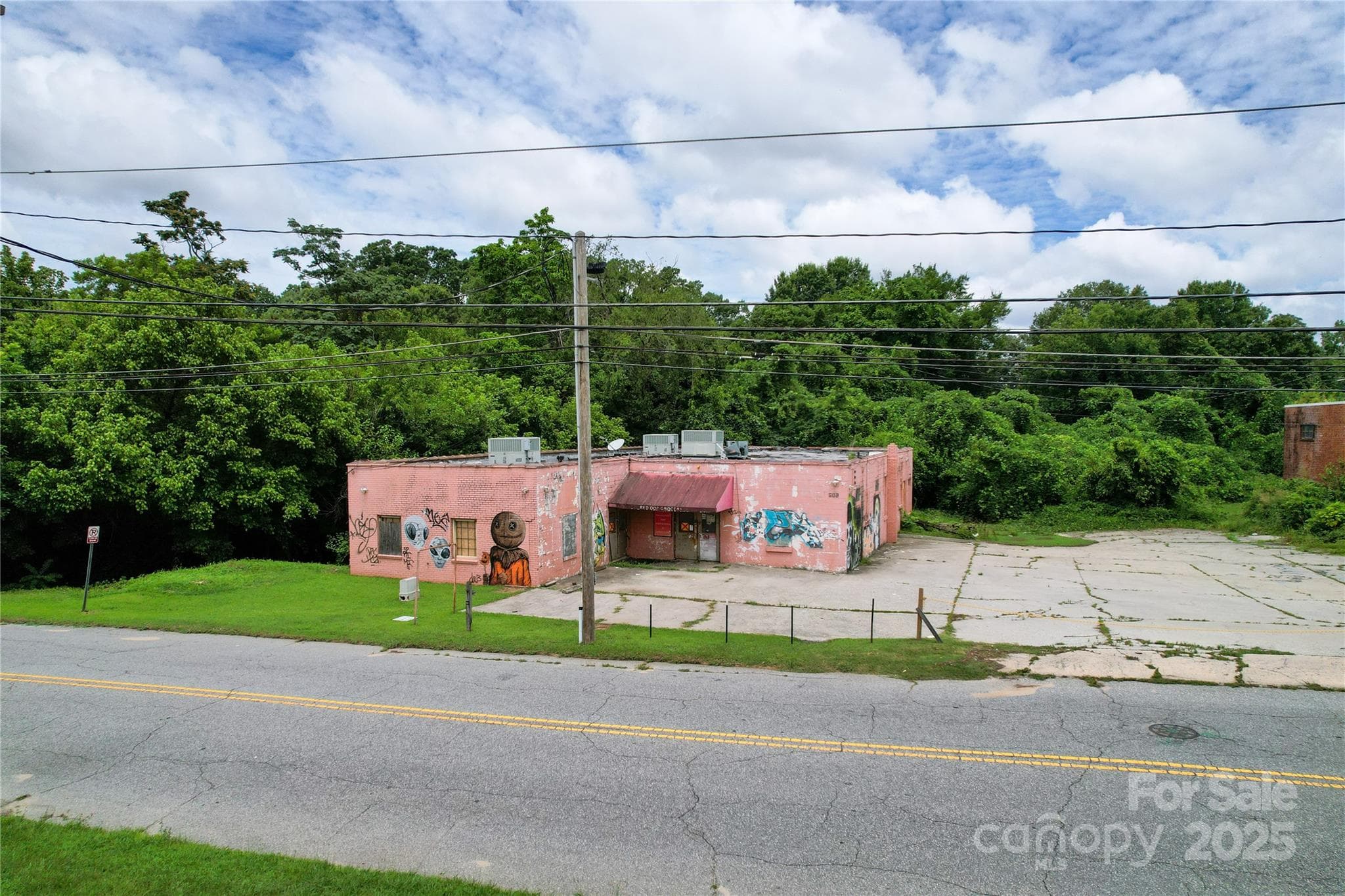 Business at 608 W Ward Avenue, High Point, photo 28 of 36