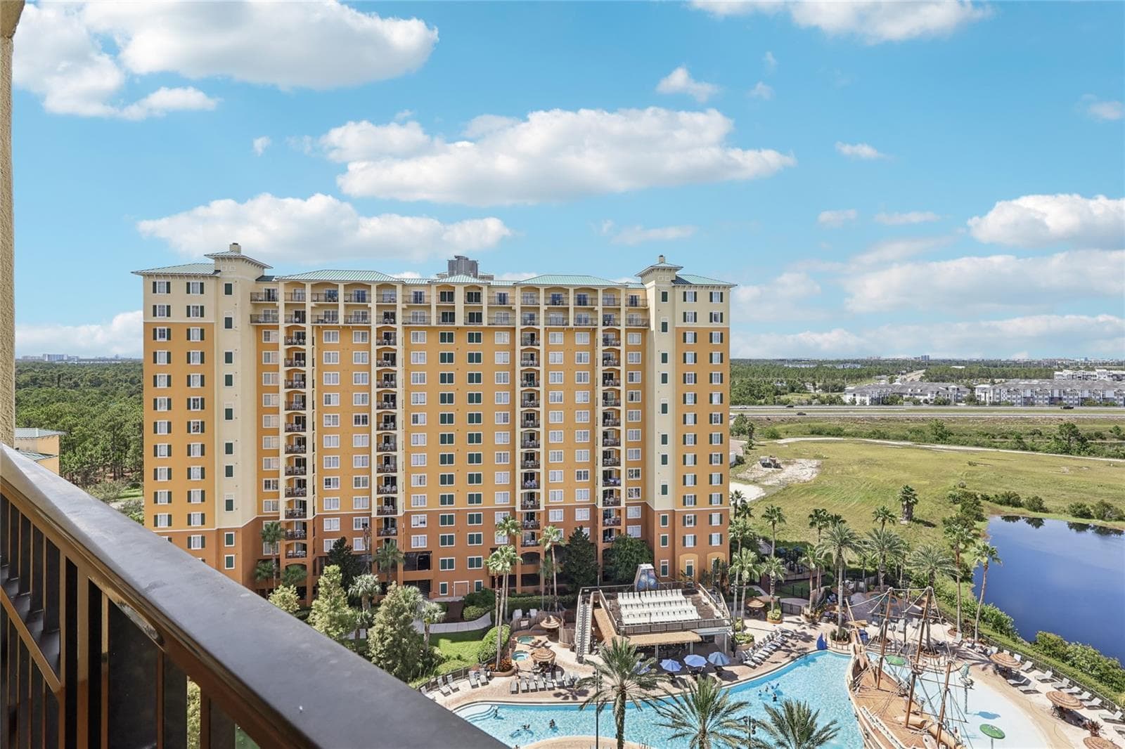 8101 RESORT VILLAGE DR #31210
