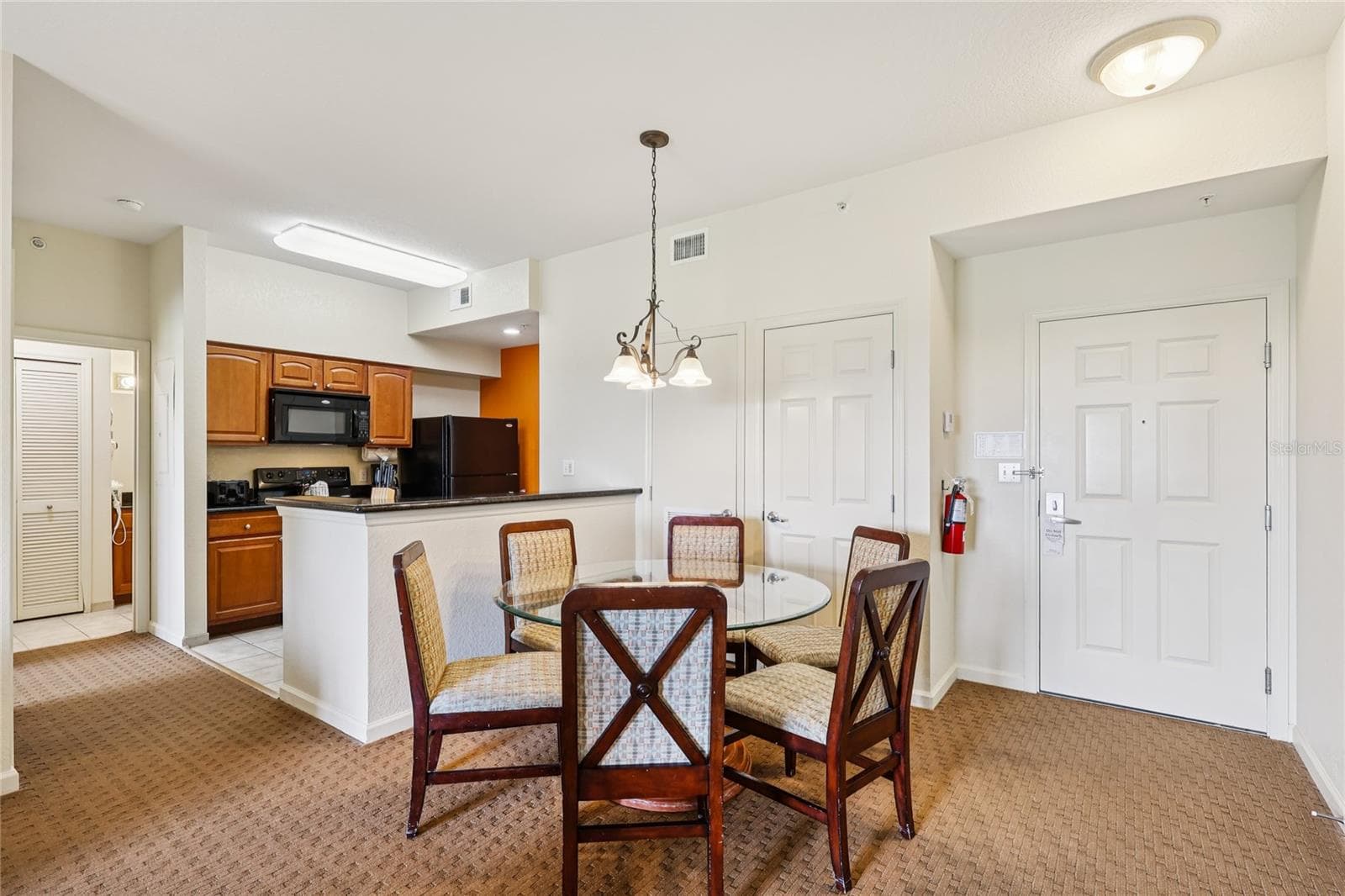 Condo - Hotel at 8101 RESORT VILLAGE DR #31210, ORLANDO, photo 21 of 58
