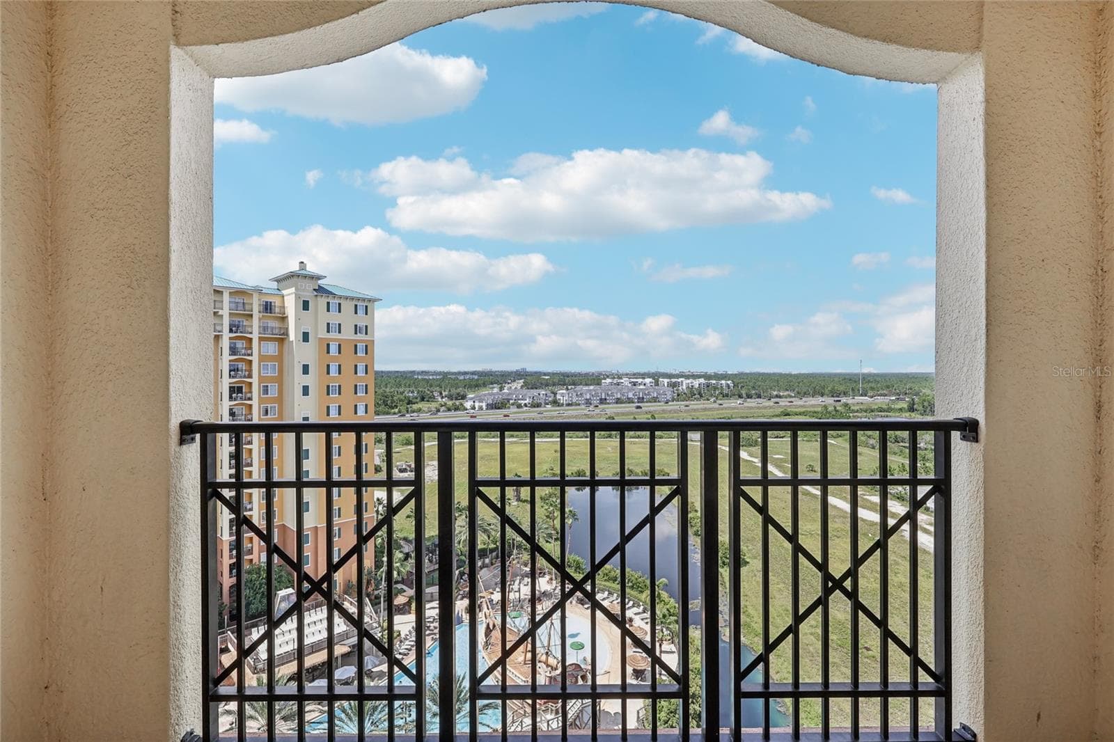 Condo - Hotel at 8101 RESORT VILLAGE DR #31210, ORLANDO, photo 26 of 58