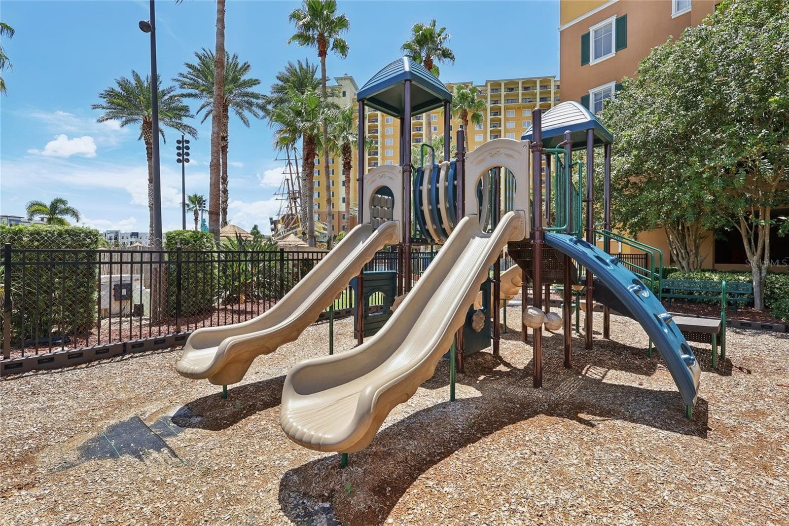 Condo - Hotel at 8101 RESORT VILLAGE DR #31210, ORLANDO, photo 39 of 58