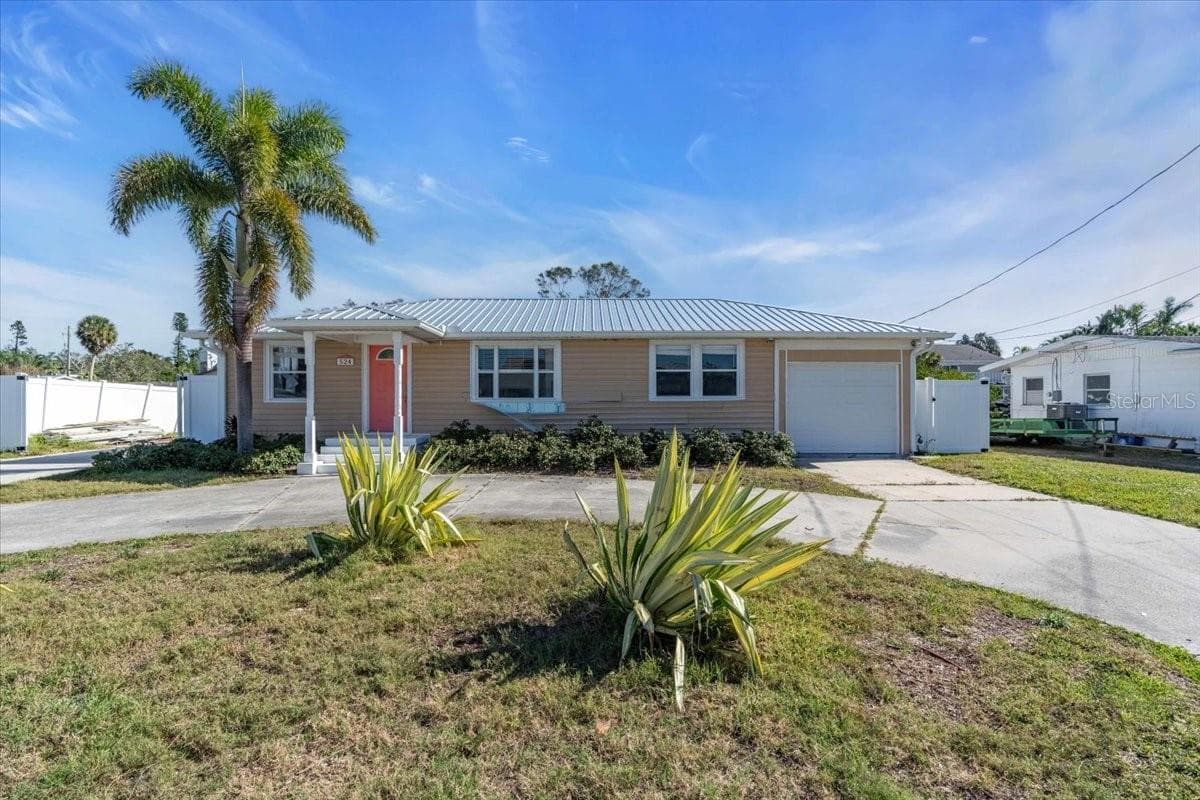Single Family Residence at 524 PALM AVE, ELLENTON, photo 2 of 45