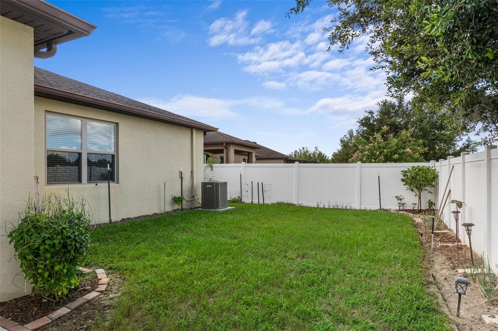 Single Family Residence at 15287 STONE HOUSE DR, BROOKSVILLE, photo 40 of 47