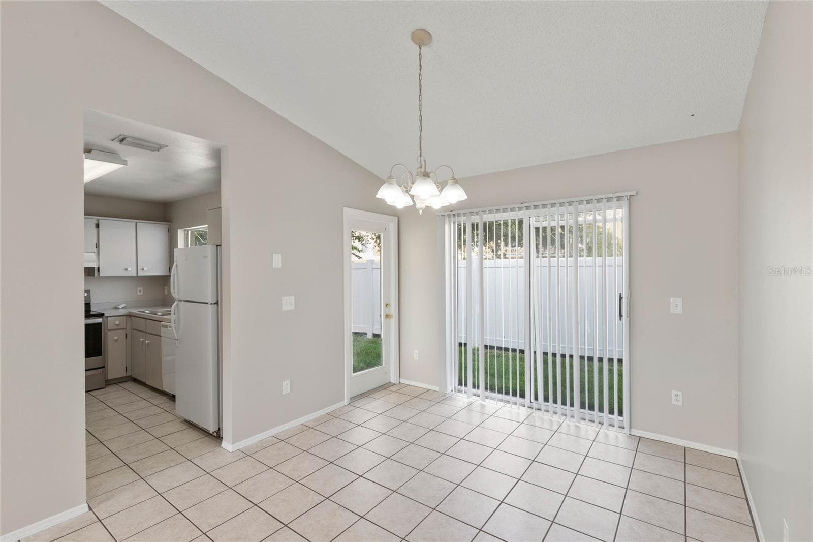 Villa at 1726 TROPICAL CT, TAVARES, photo 12 of 26