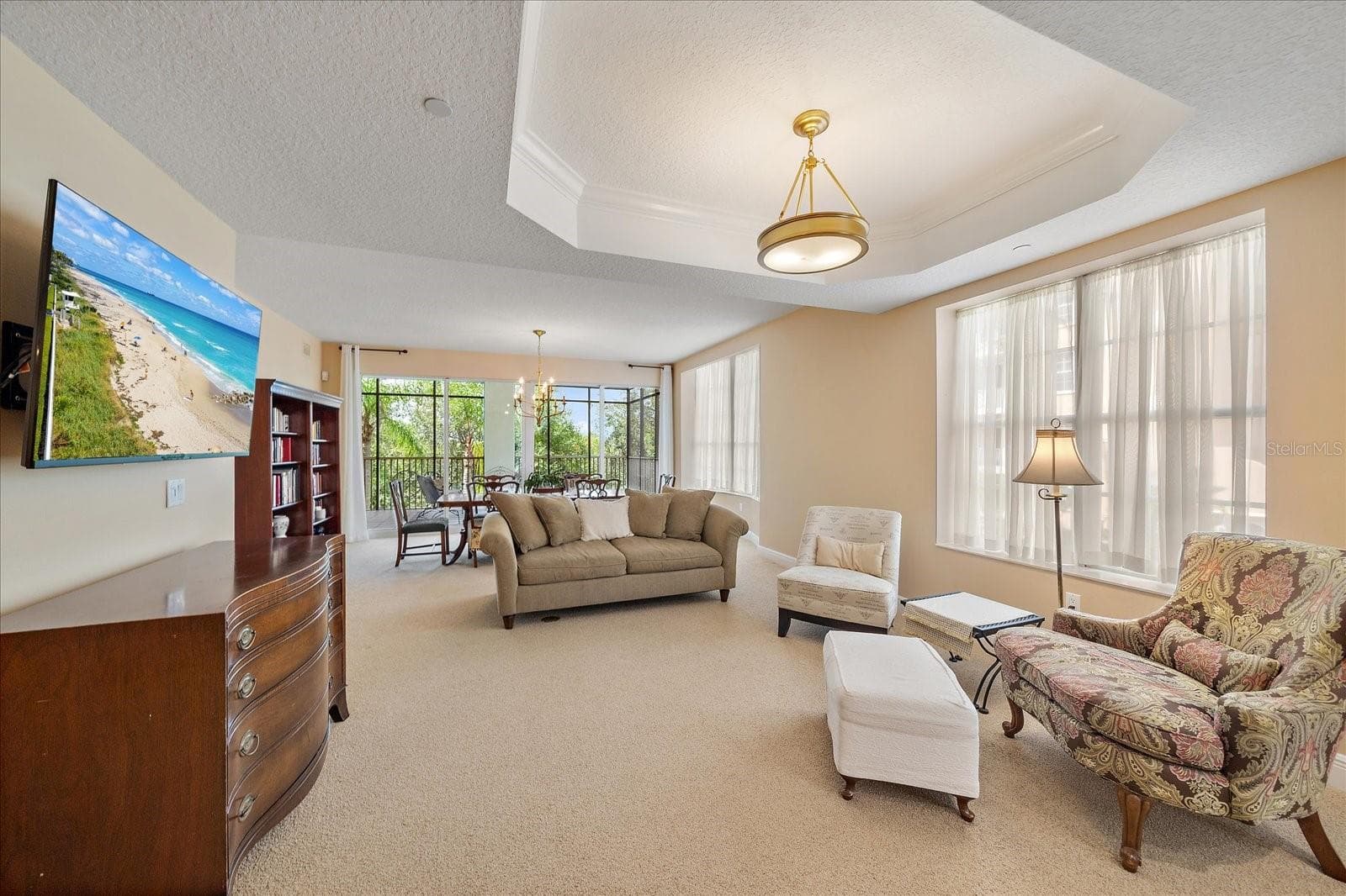 Living room - 6482 WATERCREST WAY #204, LAKEWOOD RANCH