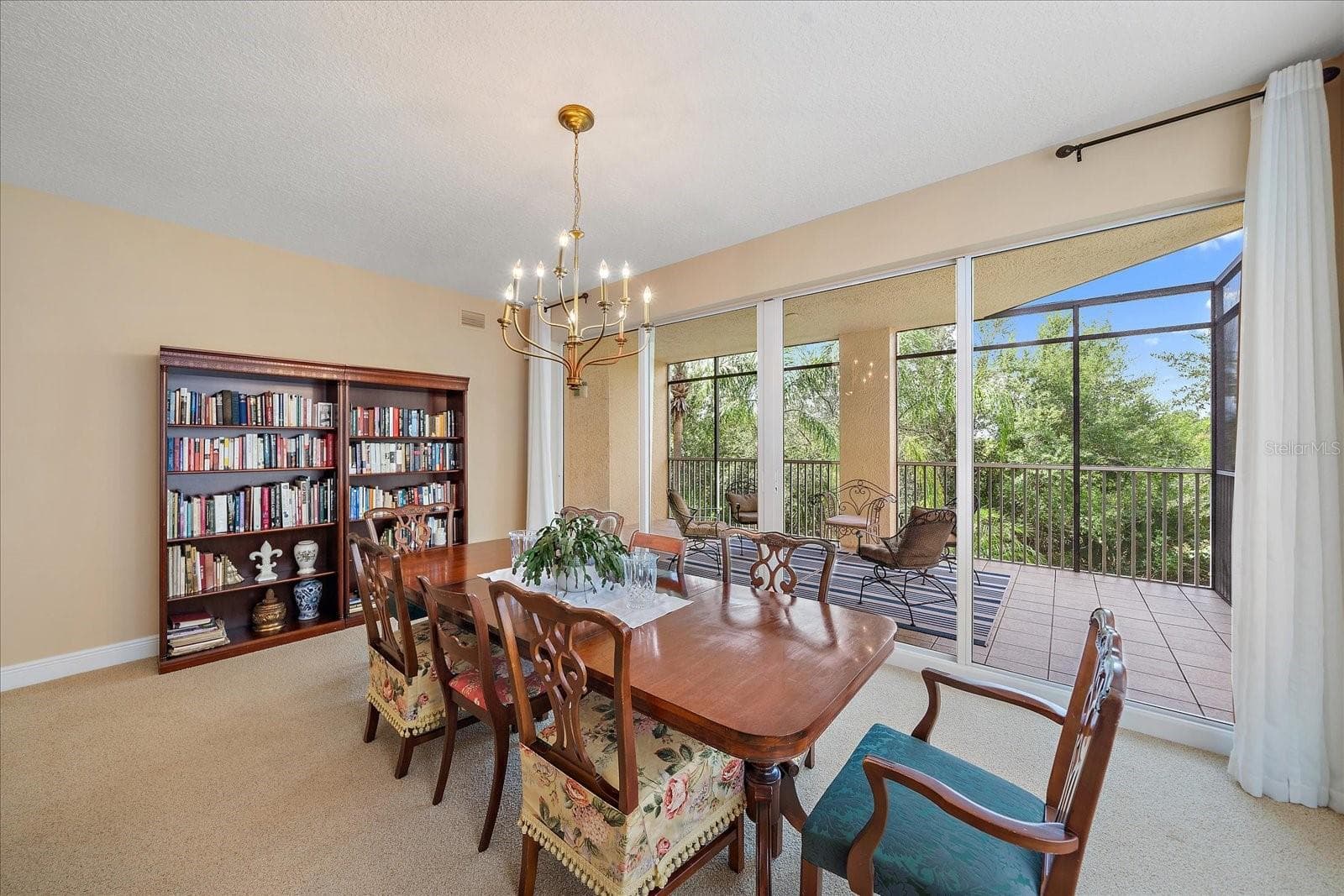 Dining room - 6482 WATERCREST WAY #204, LAKEWOOD RANCH