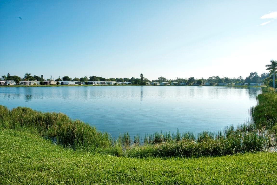 Manufactured Home at 3153 ORCHARD DR, NORTH FORT MYERS, photo 15 of 44