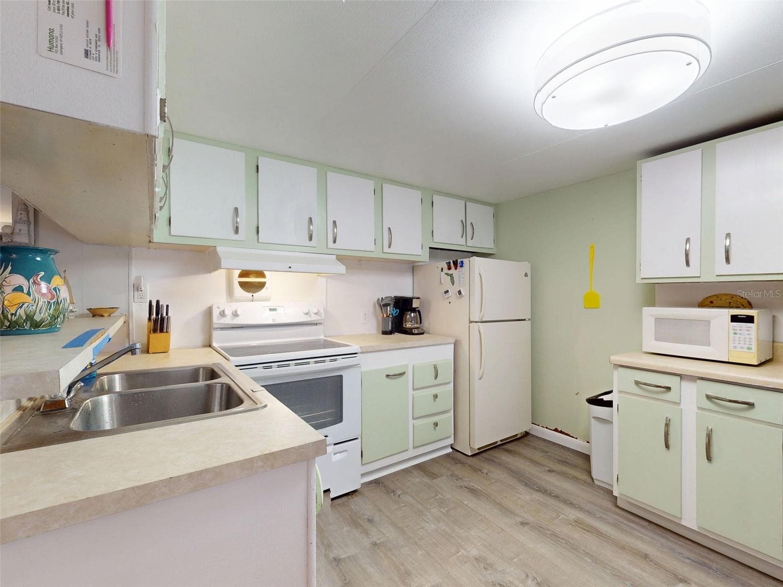 Manufactured Home at 2201 S RIDGEWOOD AVE #8, EDGEWATER, photo 17 of 75