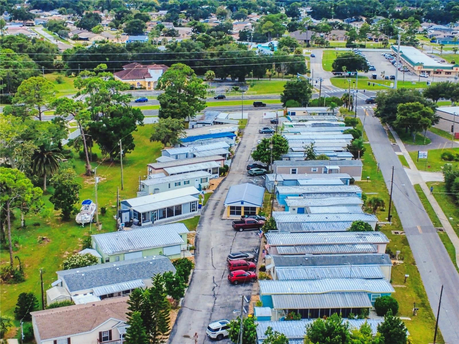 Manufactured Home at 2201 S RIDGEWOOD AVE #8, EDGEWATER, photo 65 of 75