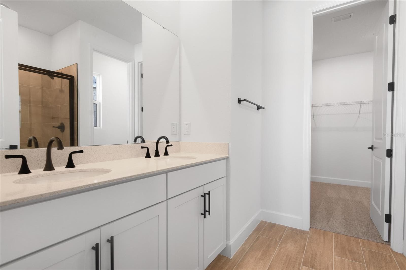 Single Family Residence at 159 WATERSTONE LOOP, TAVARES, photo 12 of 22