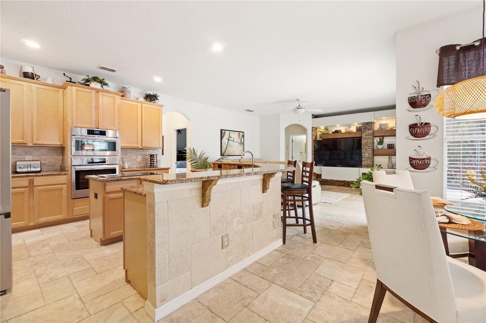 Single Family Residence at 2254 BLACKJACK OAK ST, OCOEE, photo 11 of 33
