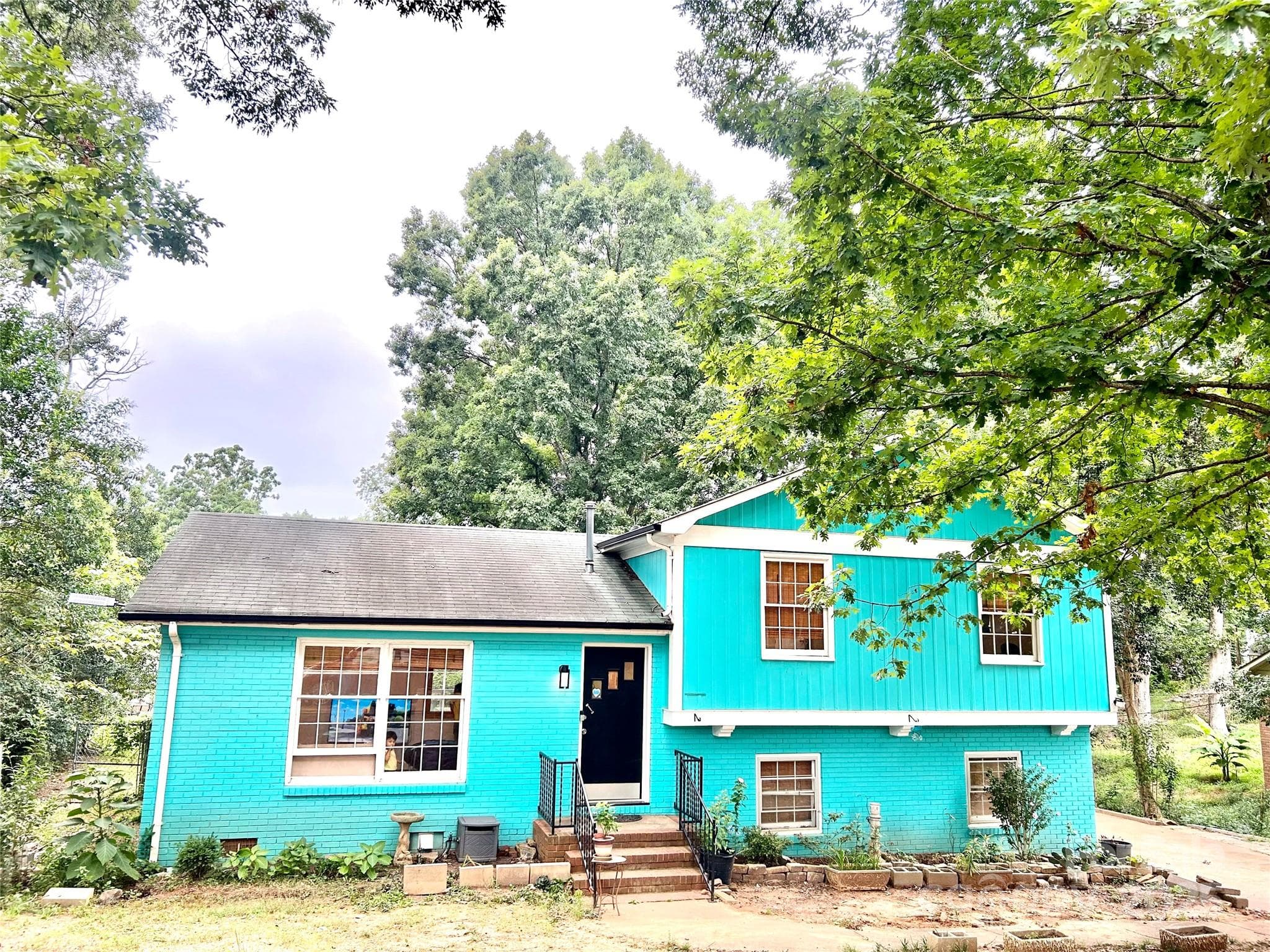 Single Family Residence at Charlotte, photo 2 of 29