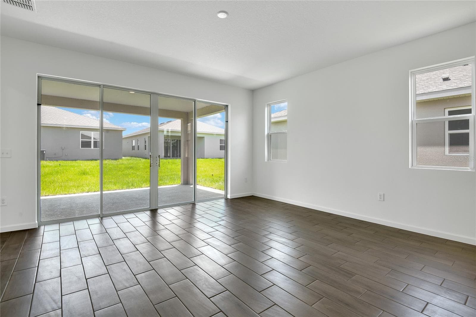 Single Family Residence at 5147 KINSLEY DR, LAKE WALES, photo 7 of 17