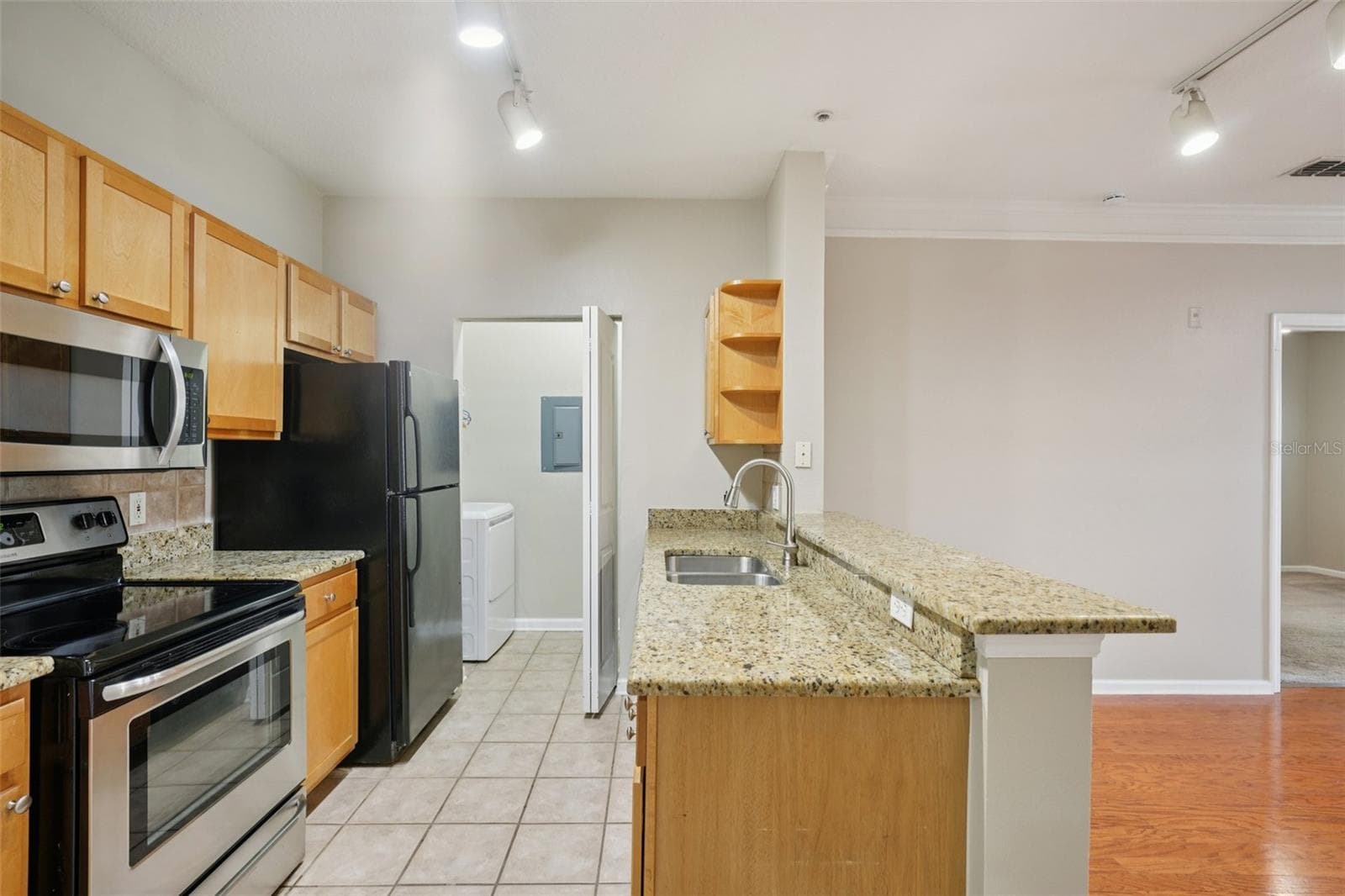 Condominium at 4207 S DALE MABRY HIGHWAY #11207, TAMPA, photo 18 of 59