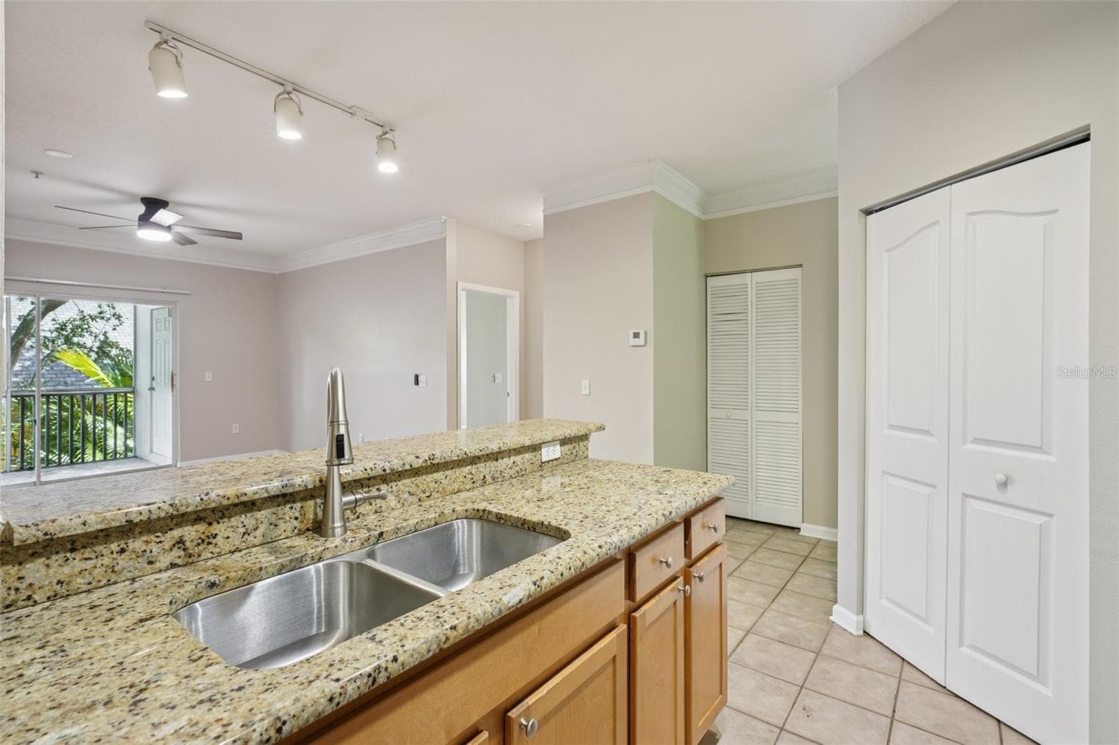 Condominium at 4207 S DALE MABRY HIGHWAY #11207, TAMPA, photo 21 of 59