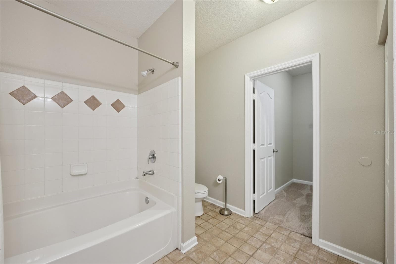 Condominium at 4207 S DALE MABRY HIGHWAY #11207, TAMPA, photo 32 of 59