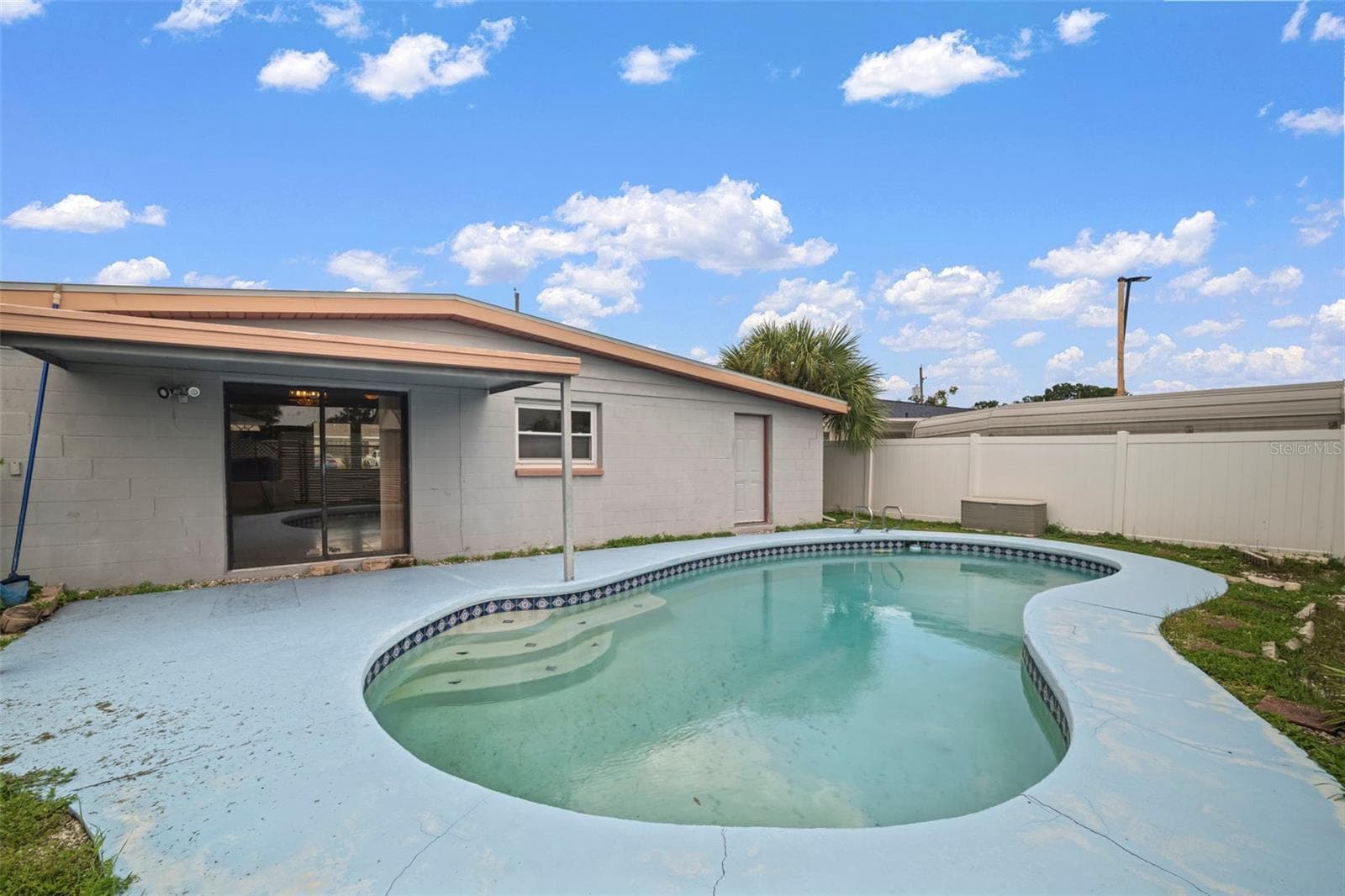 Pool - 4712 BESSIE RD, TAMPA