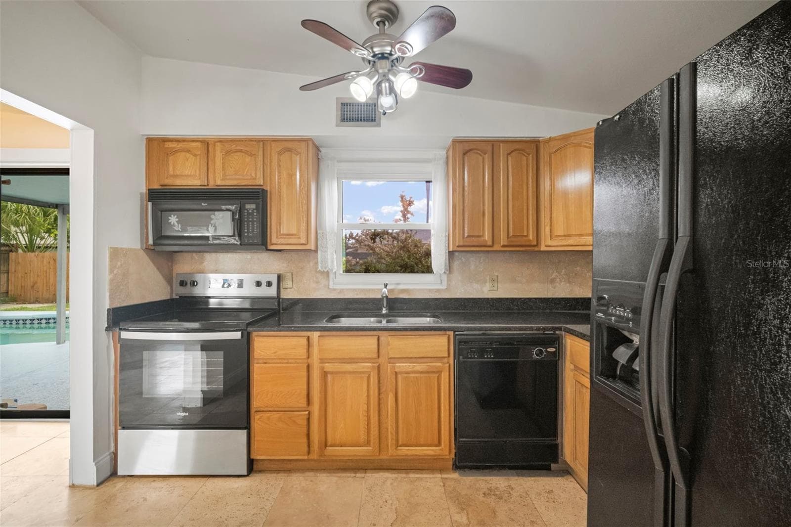 Kitchen - 4712 BESSIE RD, TAMPA