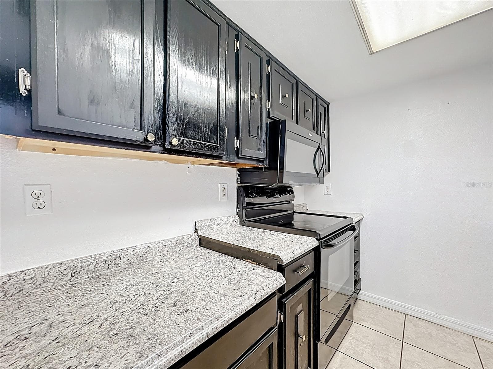 Condominium at 5977 VILLAGE CIRCLE SOUTH #GE, ORLANDO, photo 9 of 47