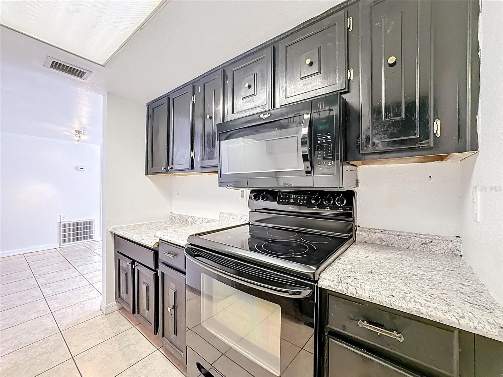 Condominium at 5977 VILLAGE CIRCLE SOUTH #GE, ORLANDO, photo 11 of 47