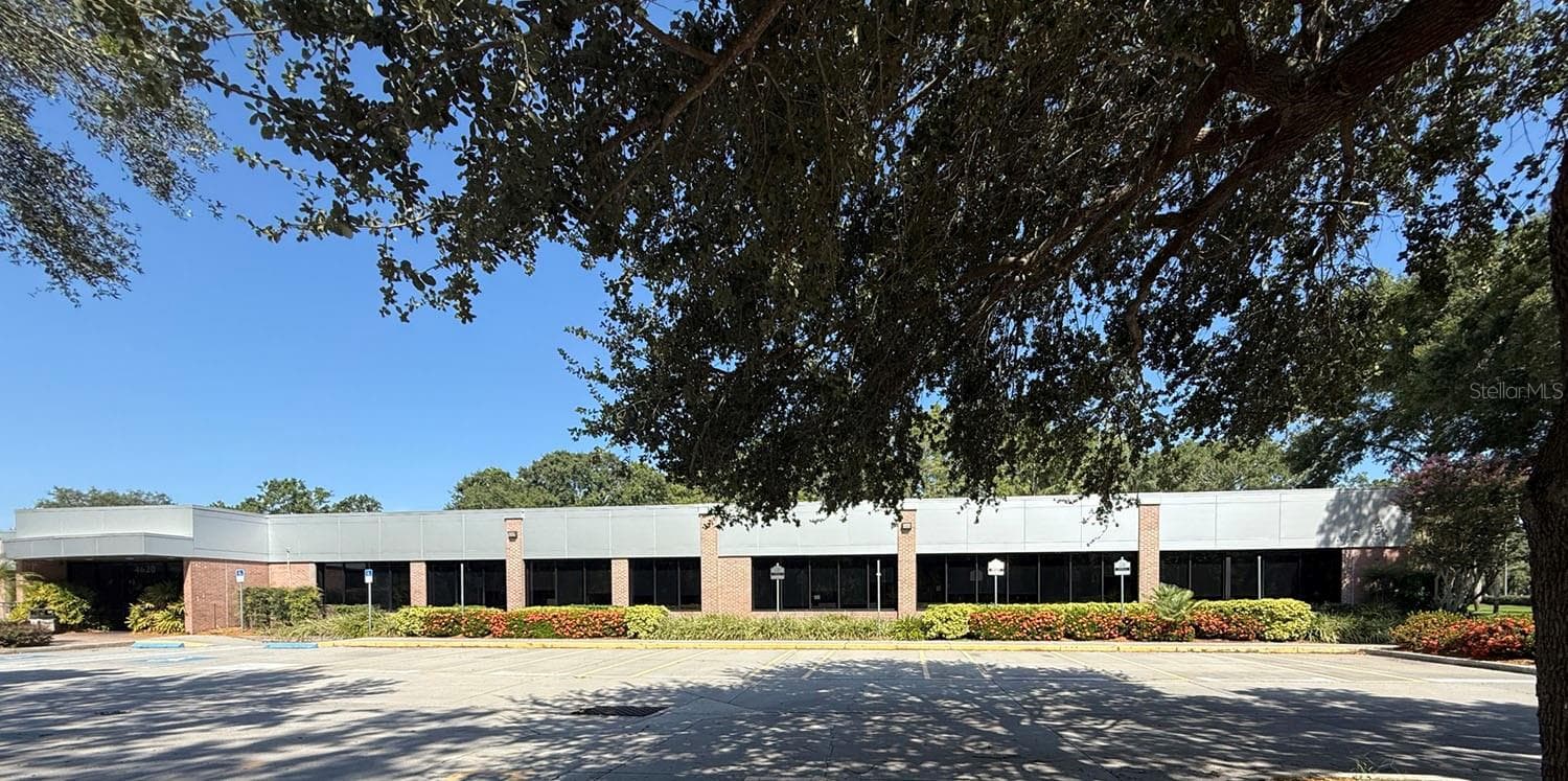4620 WOODLAND CORPORATE BLVD