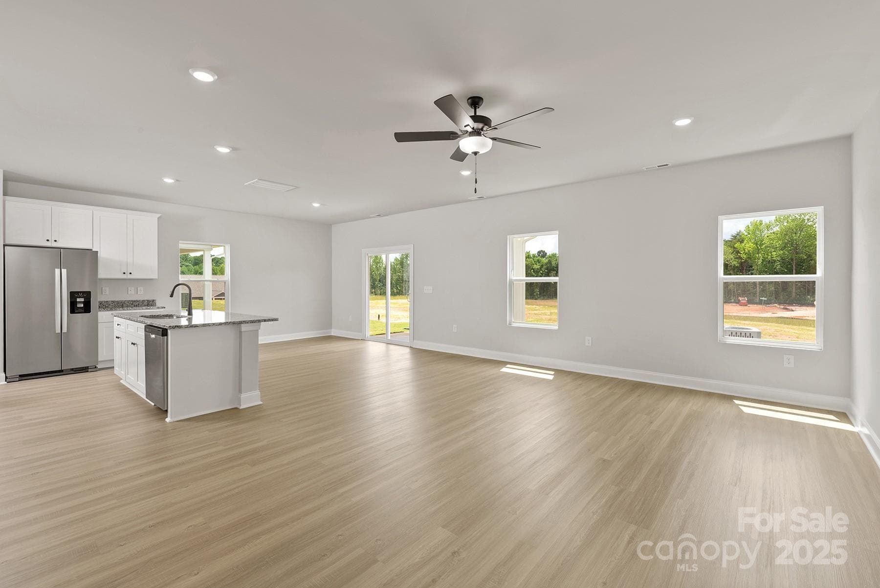 Single Family Residence at 3441 Robindale Drive, Winston Salem, photo 6 of 22