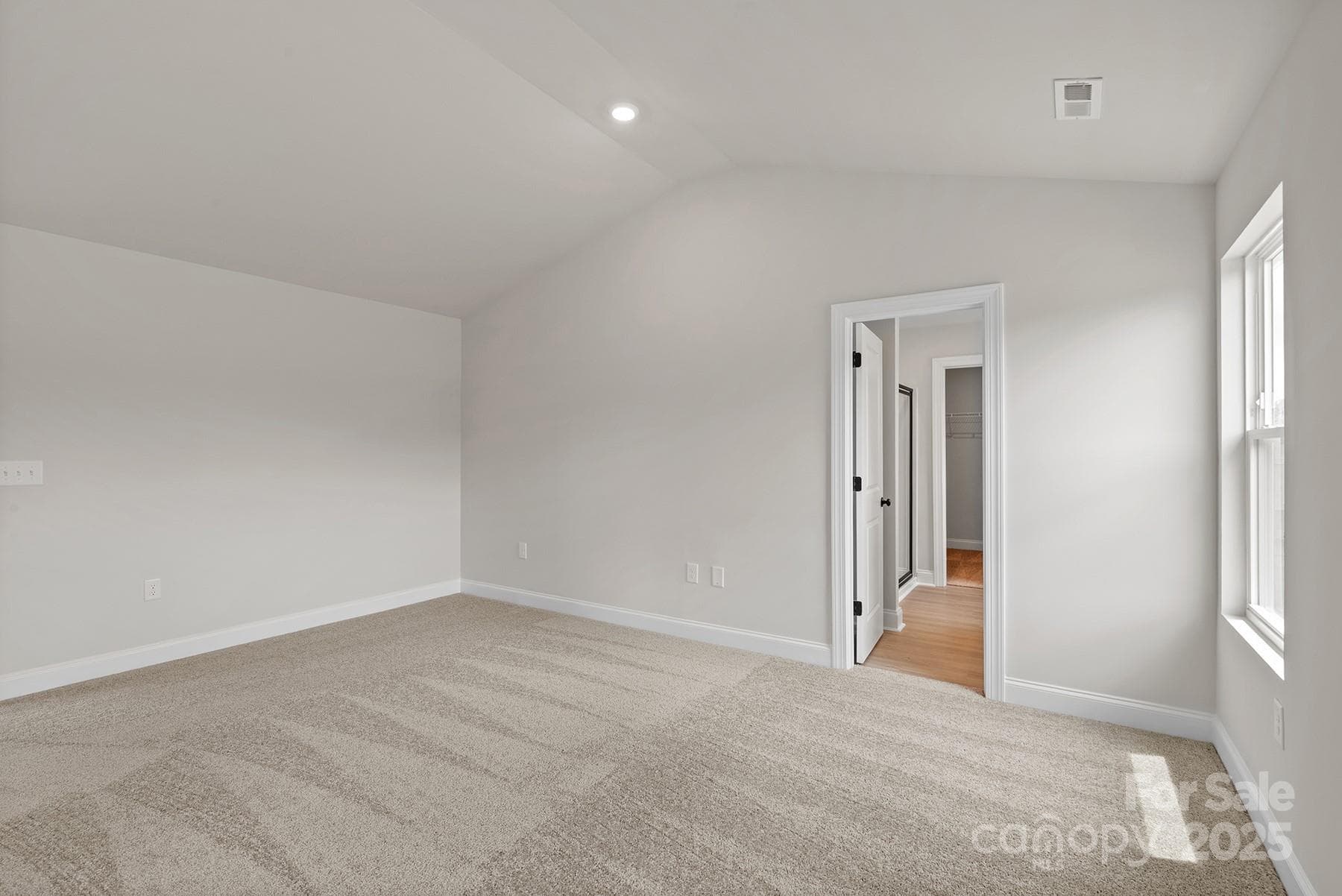 Single Family Residence at 3441 Robindale Drive, Winston Salem, photo 15 of 22