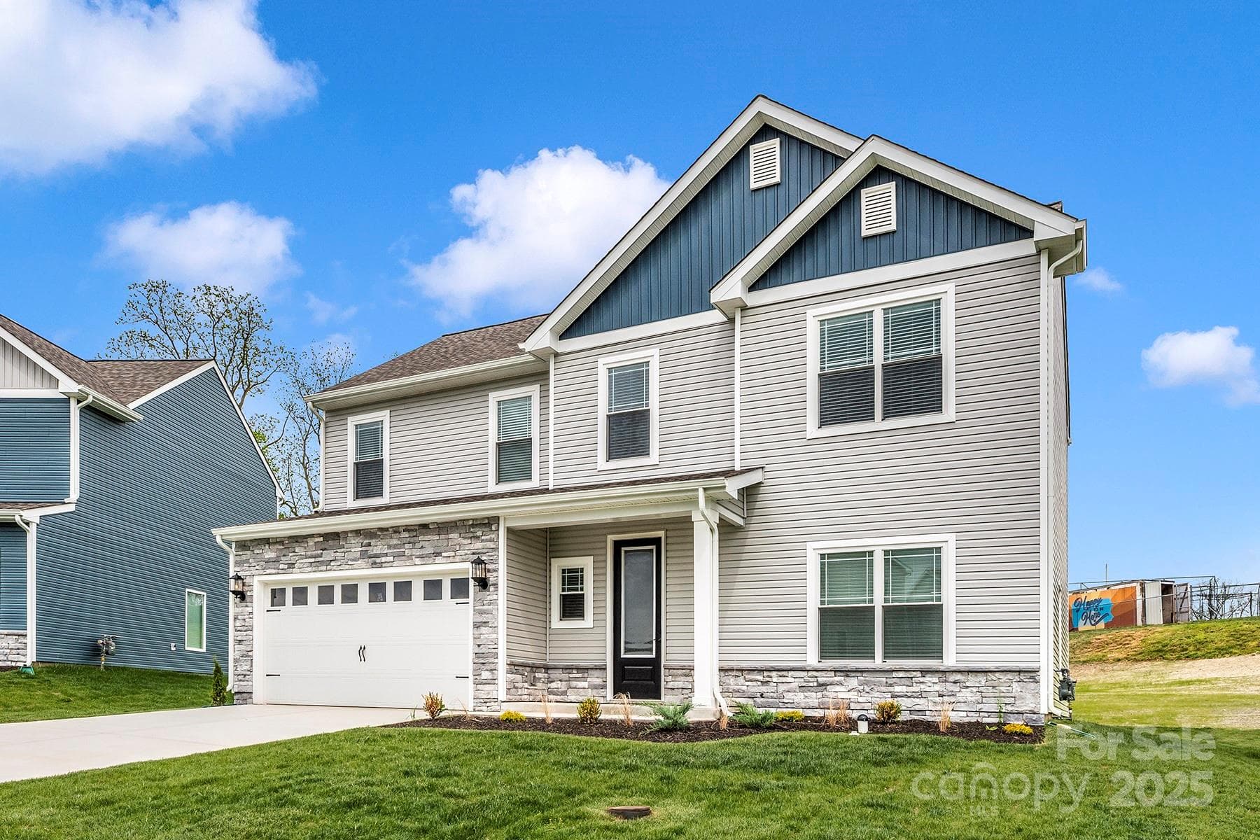 Single Family Residence at Winston Salem, photo 2 of 22