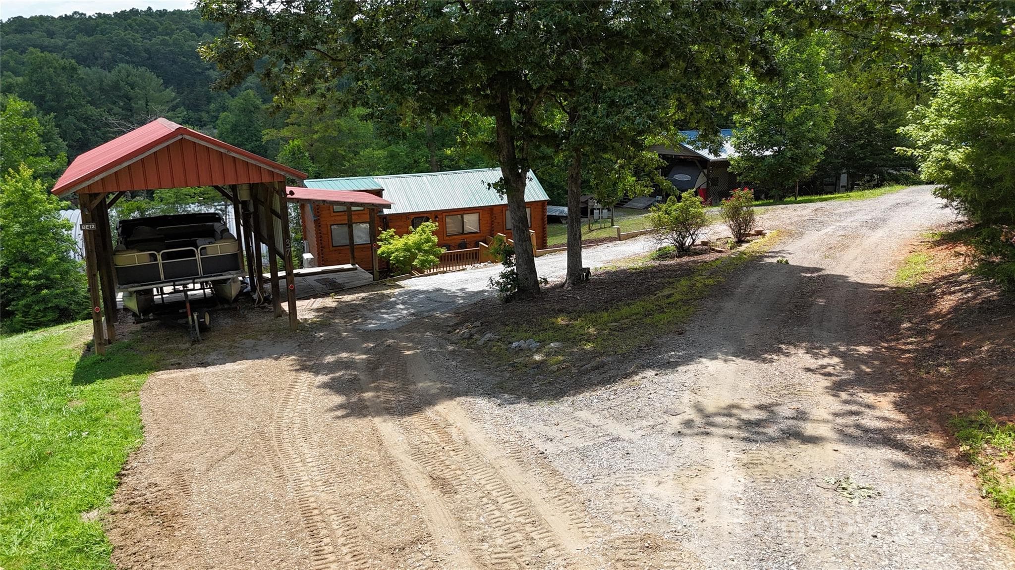 Single Family Residence at 37 Bream Loop Road, Marion, photo 4 of 22