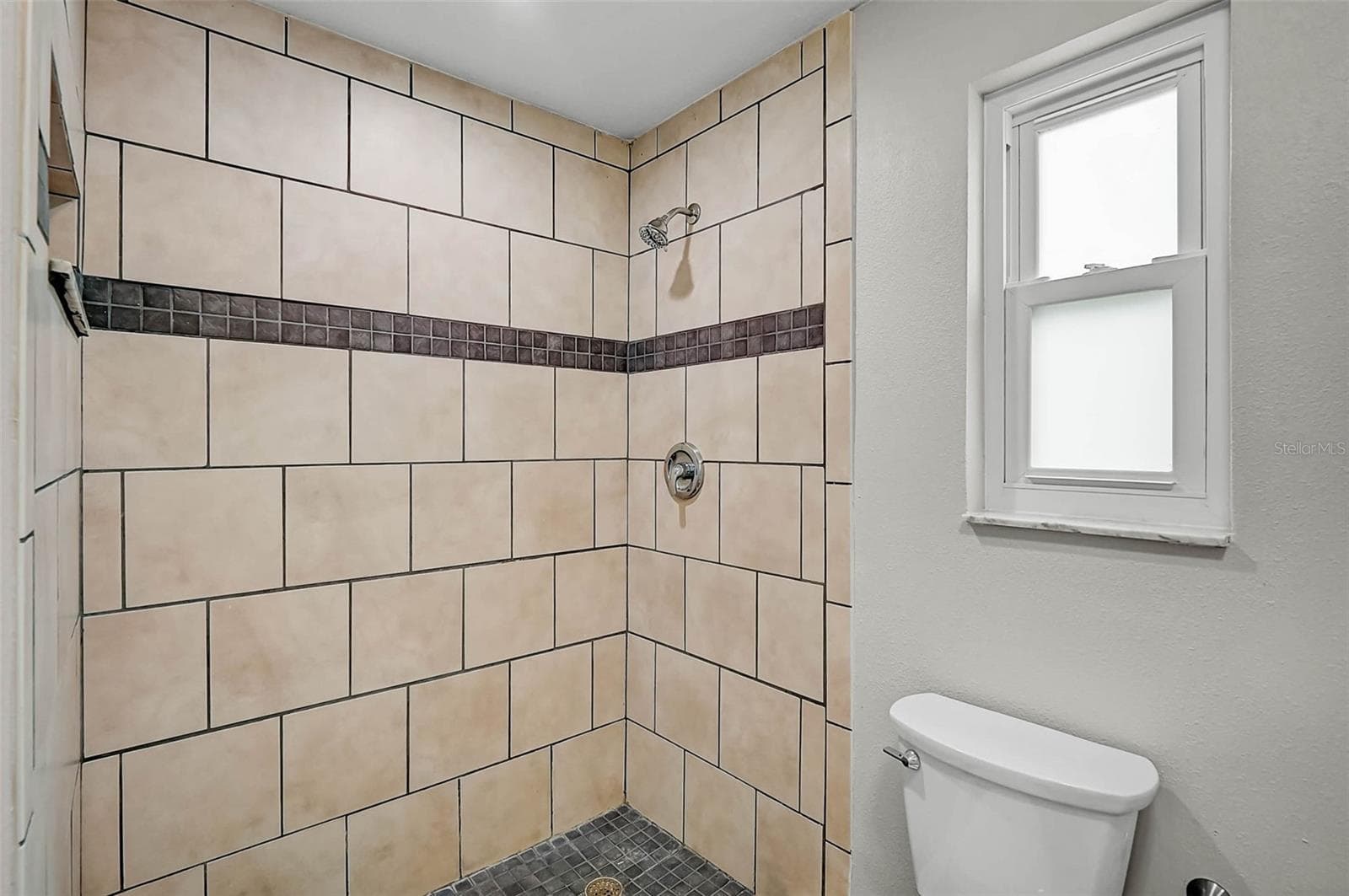 Primary Bathroom - 102 20TH ST NE, BRADENTON