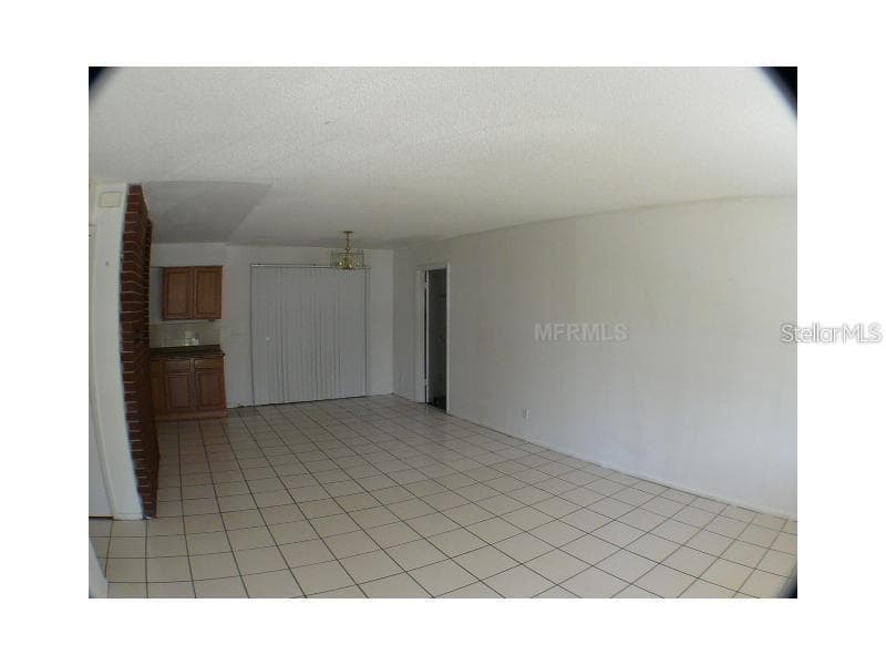 Duplex at 895 PASADENA AVE, LONGWOOD, photo 3 of 8