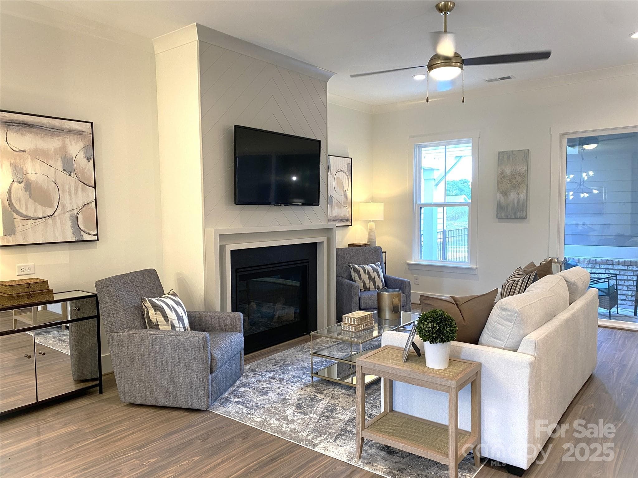 Single Family Residence at Davidson, photo 9 of 43
