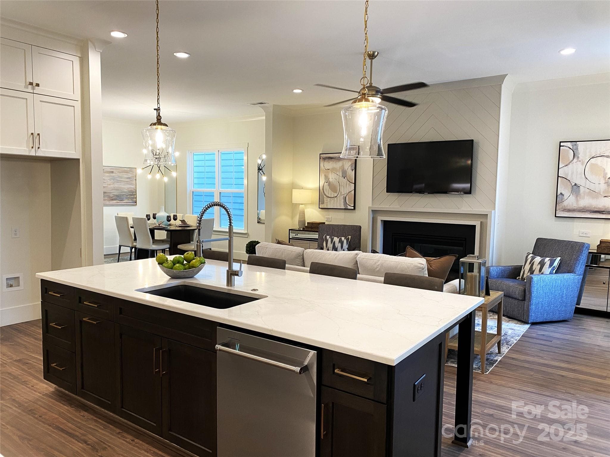 Single Family Residence at Davidson, photo 14 of 43