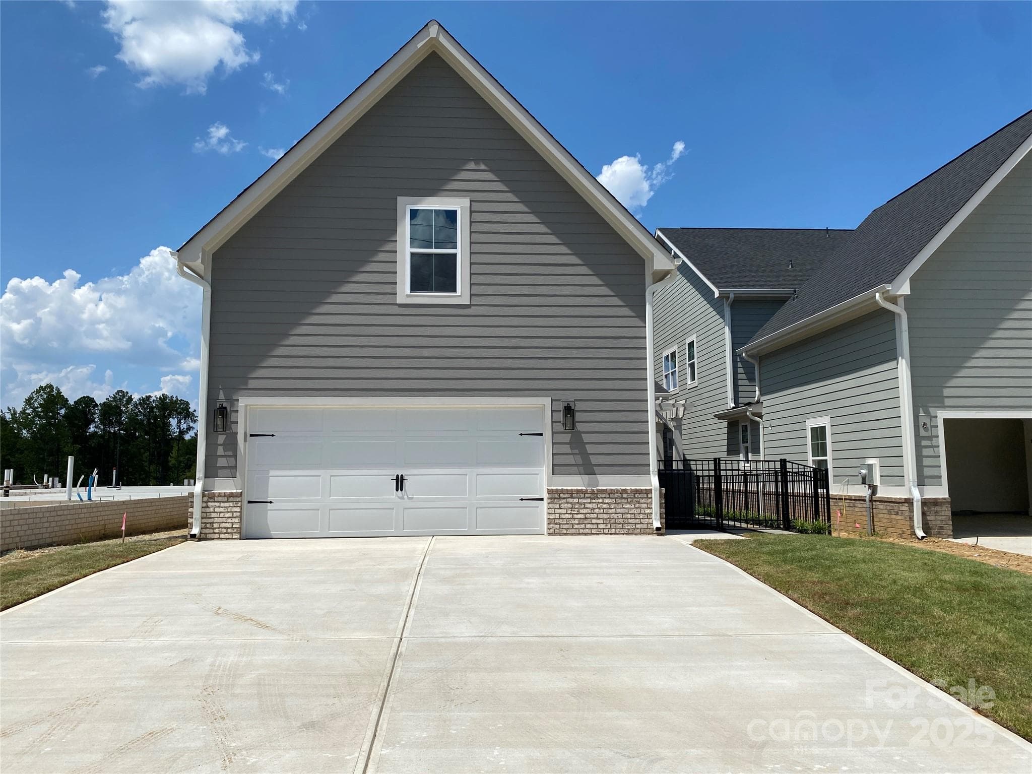 Single Family Residence at Davidson, photo 34 of 43