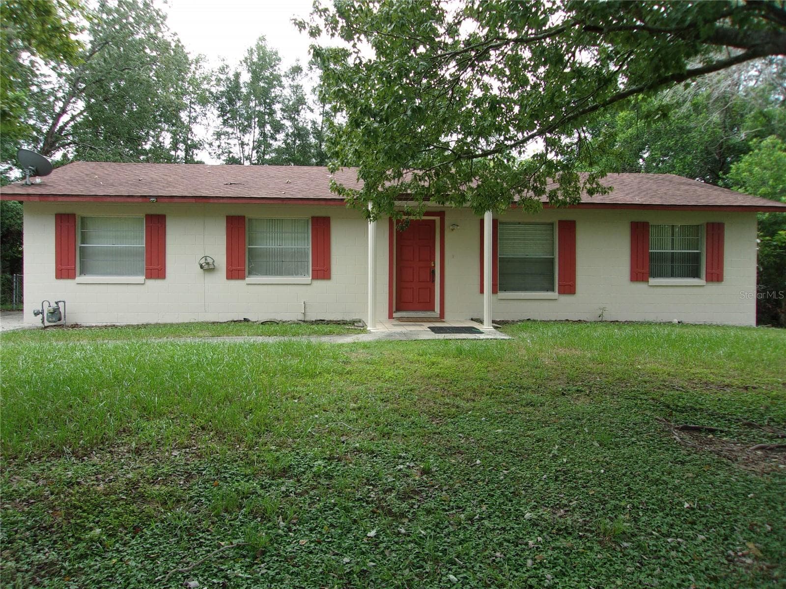 5700 NE 6TH PL