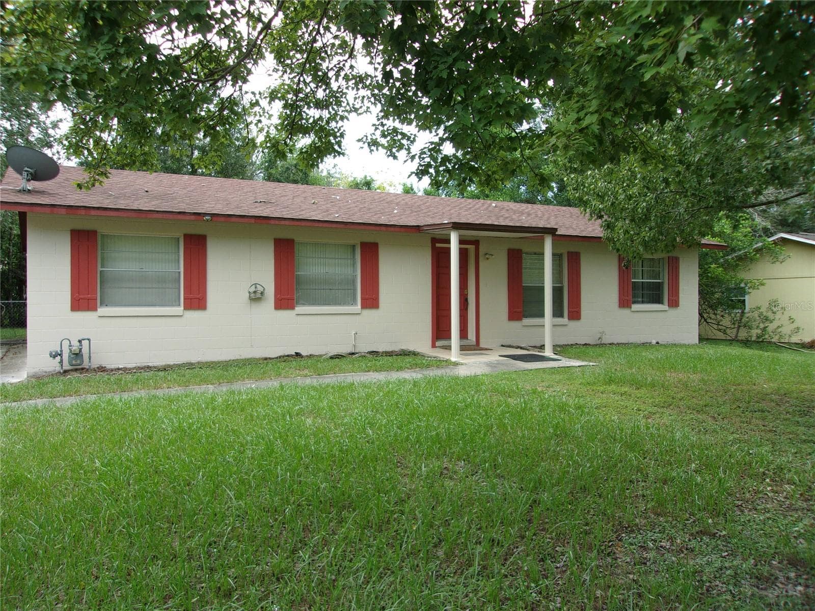 Single Family Residence at 5700 NE 6TH PL, OCALA, photo 3 of 29