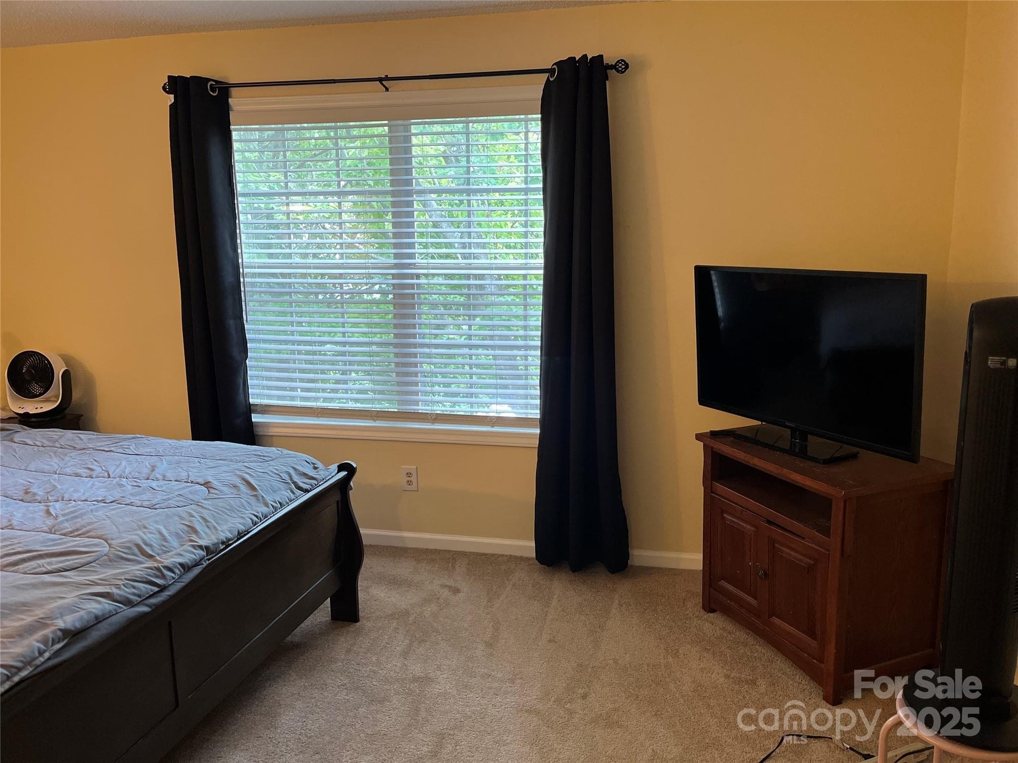 Condominium at 6011 Treetop Court, Charlotte, photo 3 of 13