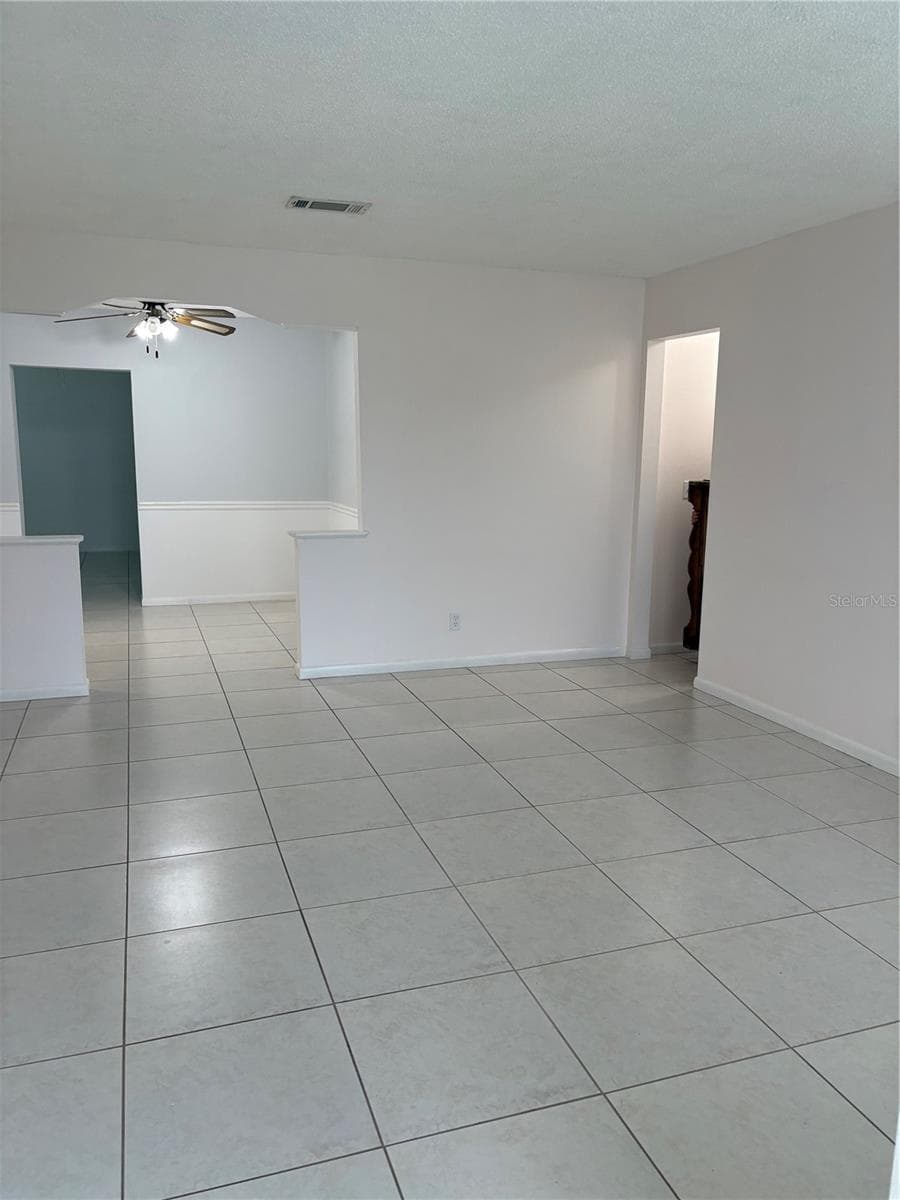Living Room - 6418 W PARIS ST, TAMPA
