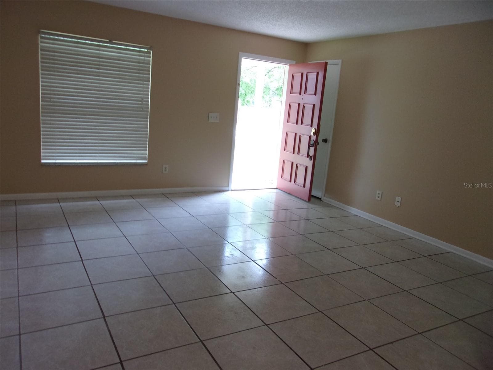 Single Family Residence at 5700 NE 6TH PL, OCALA, photo 15 of 29
