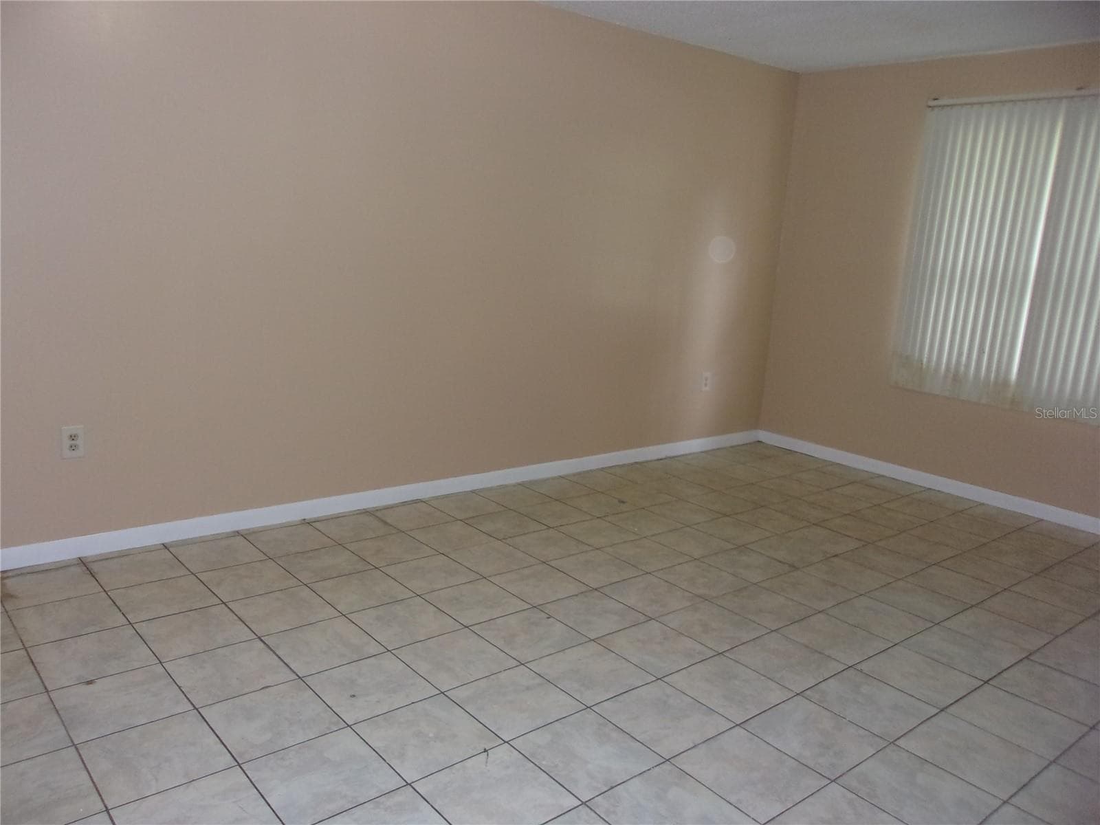 Single Family Residence at 5700 NE 6TH PL, OCALA, photo 16 of 29