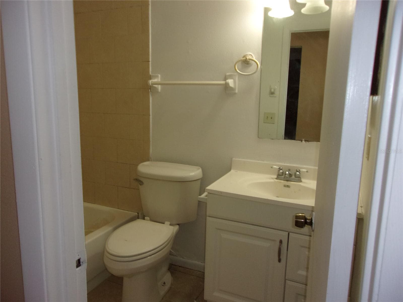 Single Family Residence at 5700 NE 6TH PL, OCALA, photo 18 of 29