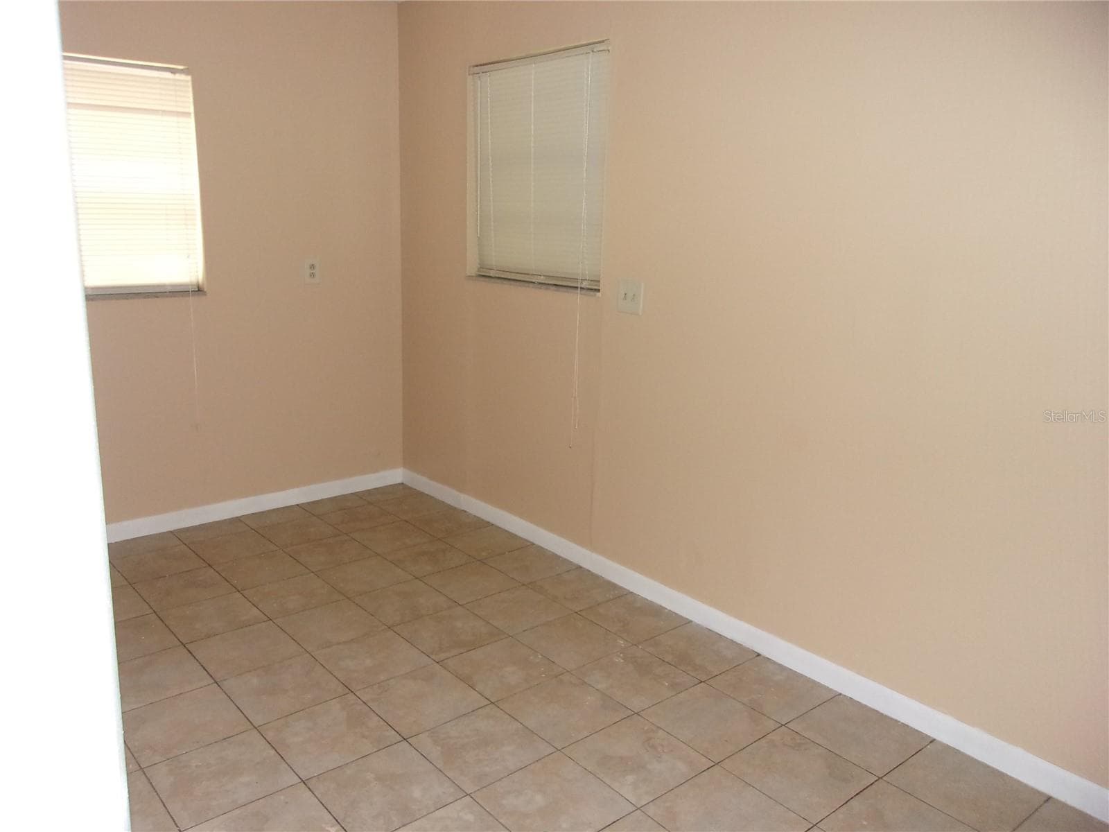 Single Family Residence at 5700 NE 6TH PL, OCALA, photo 22 of 29